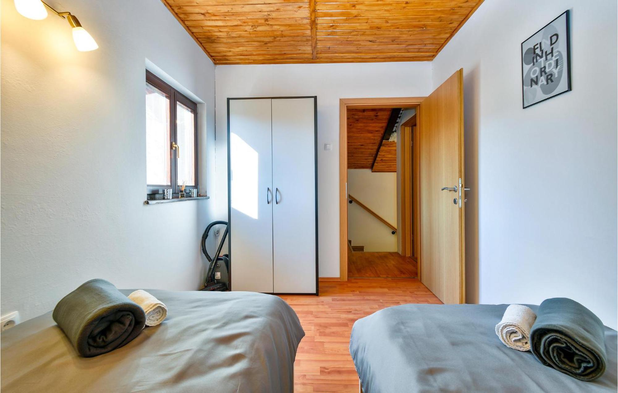 2 Bedroom Gorgeous Home In Gornje Stative Exteriér fotografie